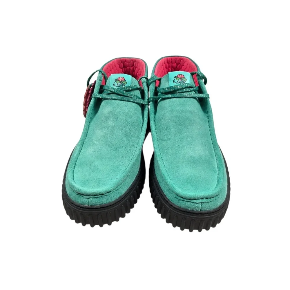 Clarks Torhill Explore X Pokémon Venusaur Turquoise Suede Chukka, Mens Sz 10 NEW